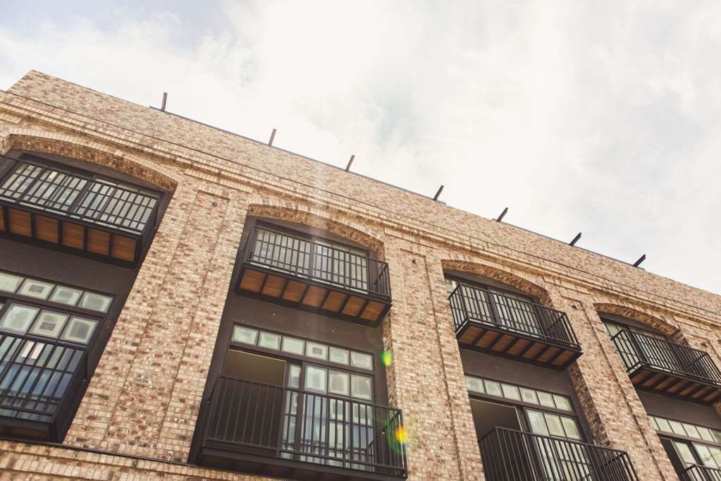 The Piccolo Hotel Paso Robles Exterior photo